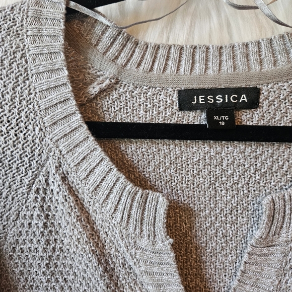 Jessica Women's Heather Gray Button-Up Cardigan - Picture 5 of 7